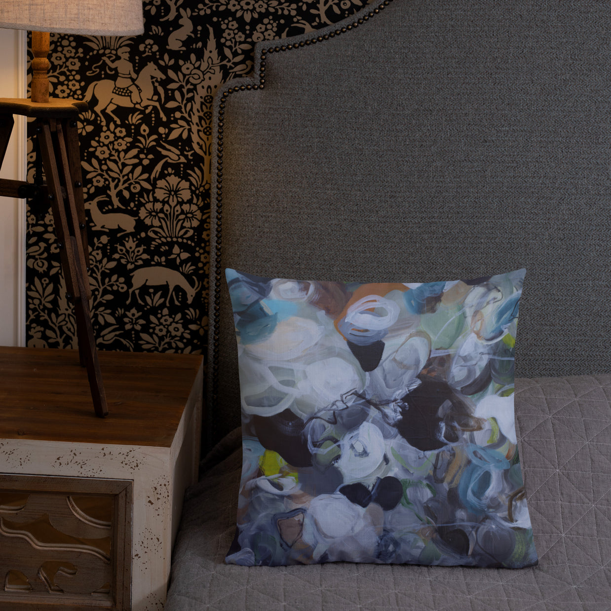 Noir Edit - Reversible Cushion