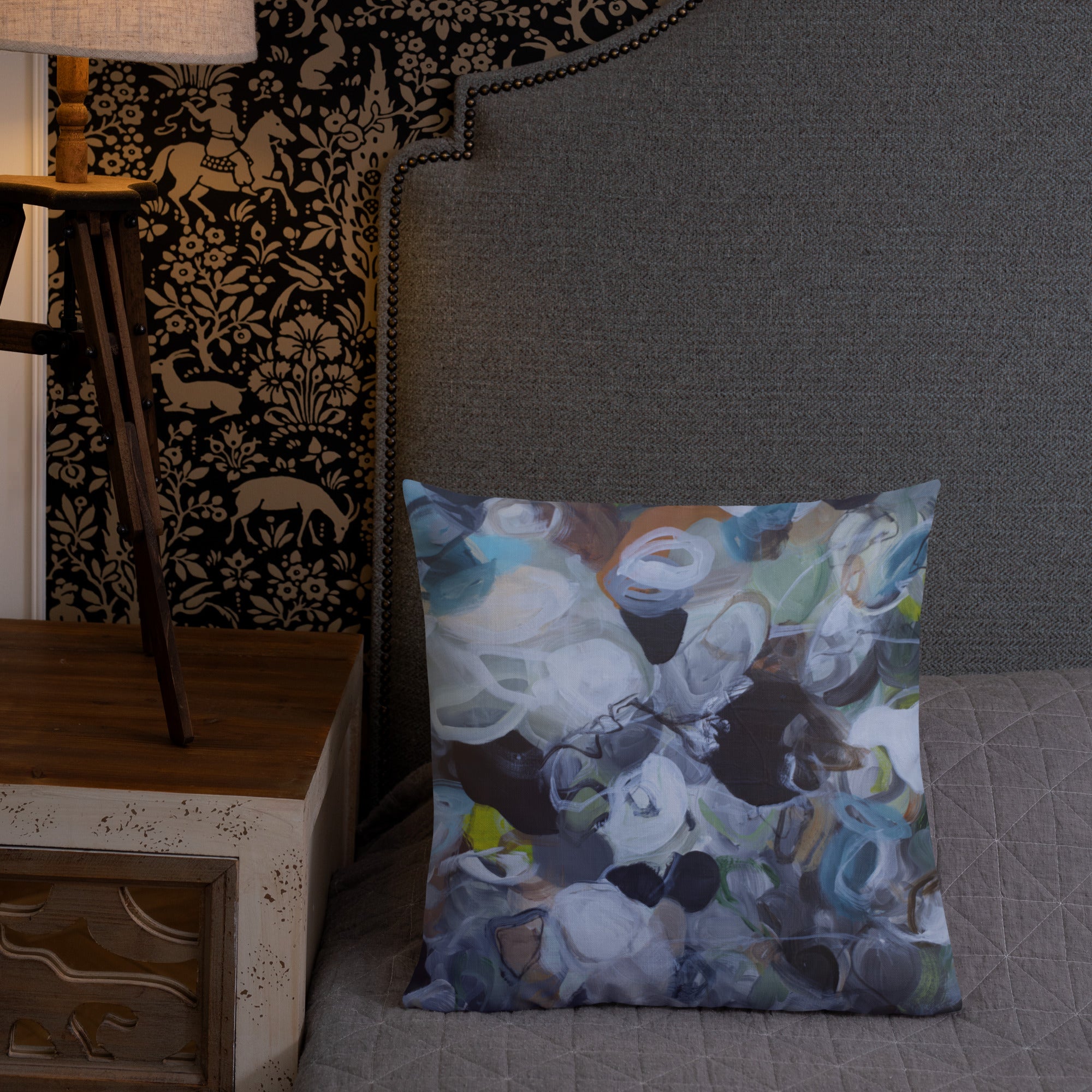 Noir Edit - Reversible Cushion