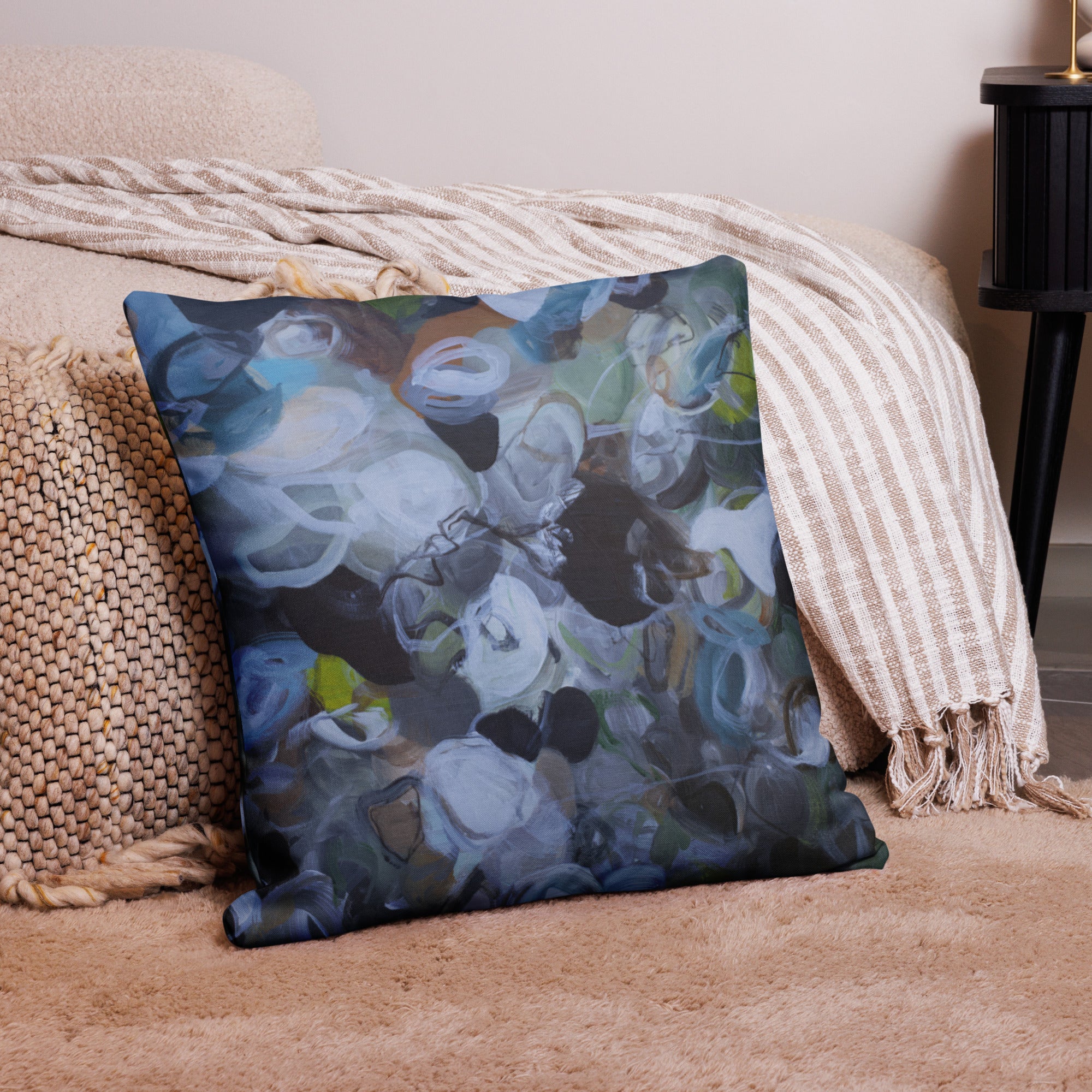 Noir Edit - Reversible Cushion